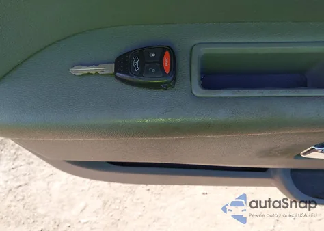 2005 Jeep Grand Cherokee Limited from USA, damaged, VIN 1J4HR58215C617497